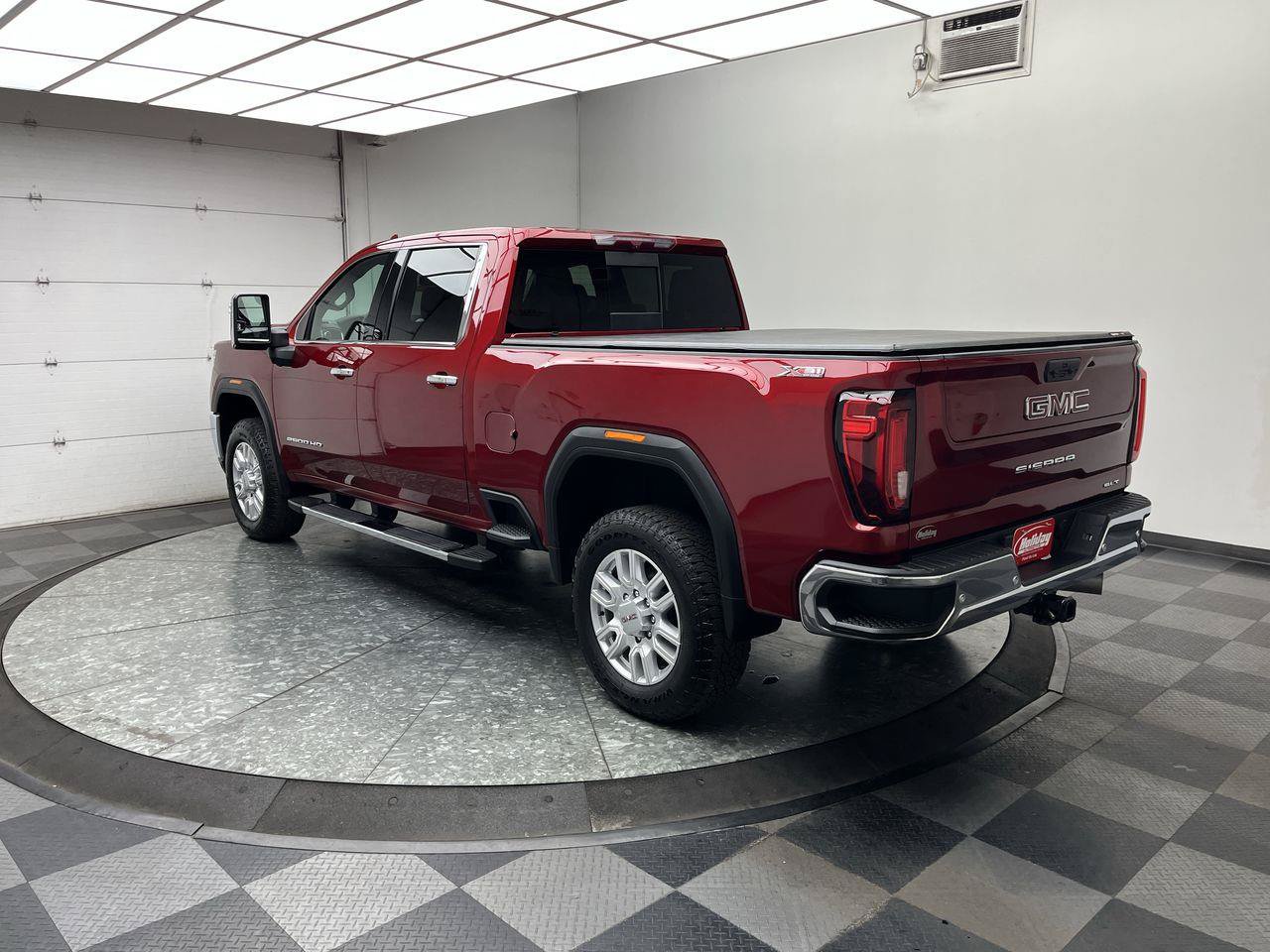 Certified 2023 GMC Sierra 2500 SLT w/ SLT Premium Package AWD/4WD image 2