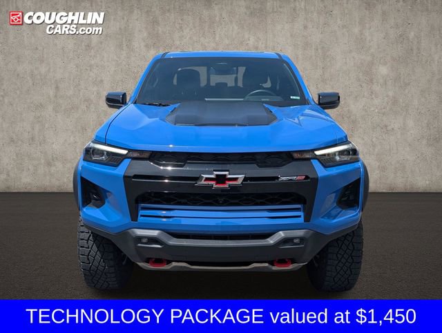 Used 2025 Chevrolet Colorado ZR2 w/ Technology Package AWD/4WD image 2