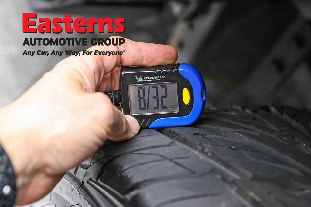 Used 2023 Jeep Wrangler Unlimited Sahara w/ Cold Weather Group AWD/4WD image 28
