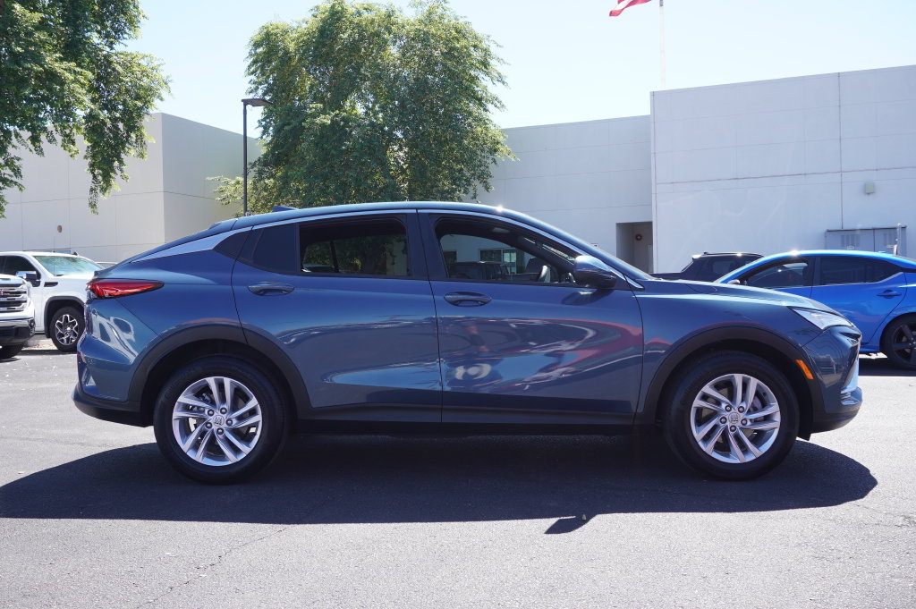 Certified 2026 Buick Envista Preferred FWD image 7
