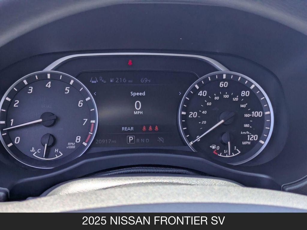 Certified 2025 Nissan Frontier SV RWD image 39