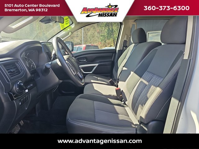 Used 2022 Nissan Titan SV w/ Accessory Utility Package AWD/4WD image 21