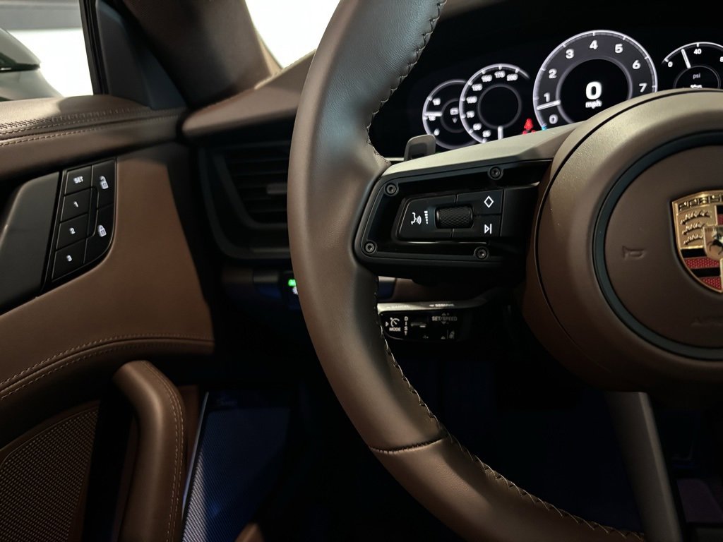 New 2026 Porsche 911 Carrera image 16