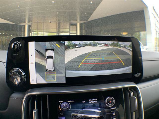 Certified 2025 Lexus LX 700h Luxury w/ Appearance Package image 17