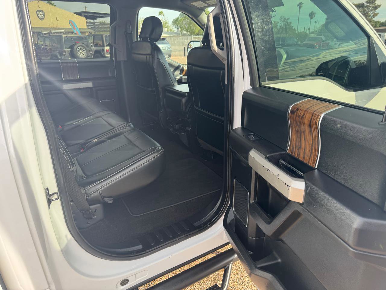 Used 2019 Ford F150 Lariat image 26