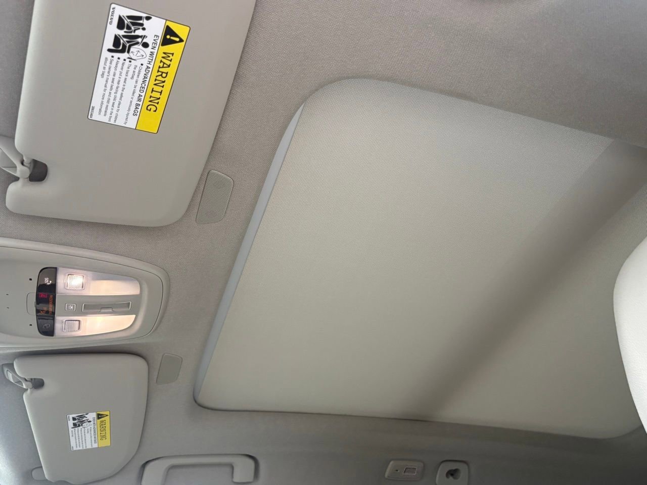 New 2026 Volvo XC40 B5 Plus w/ Protection Package Premier image 17