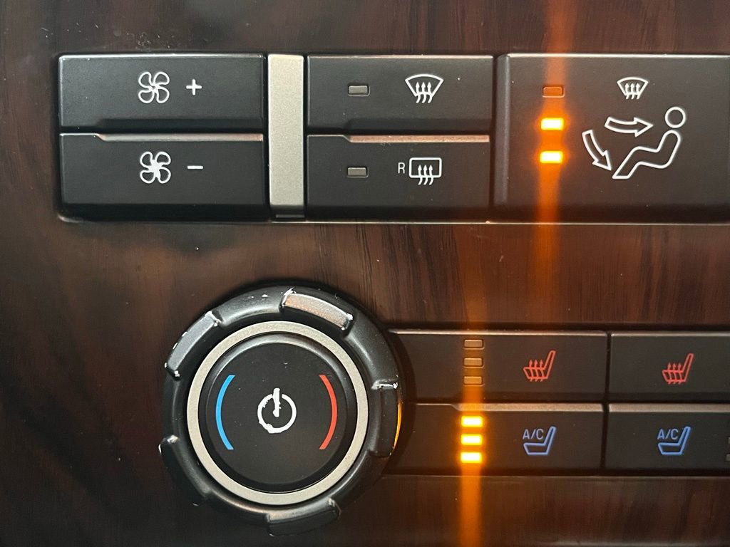 Used 2012 Ford F150 Lariat w/ Lariat Chrome Pkg RWD image 7