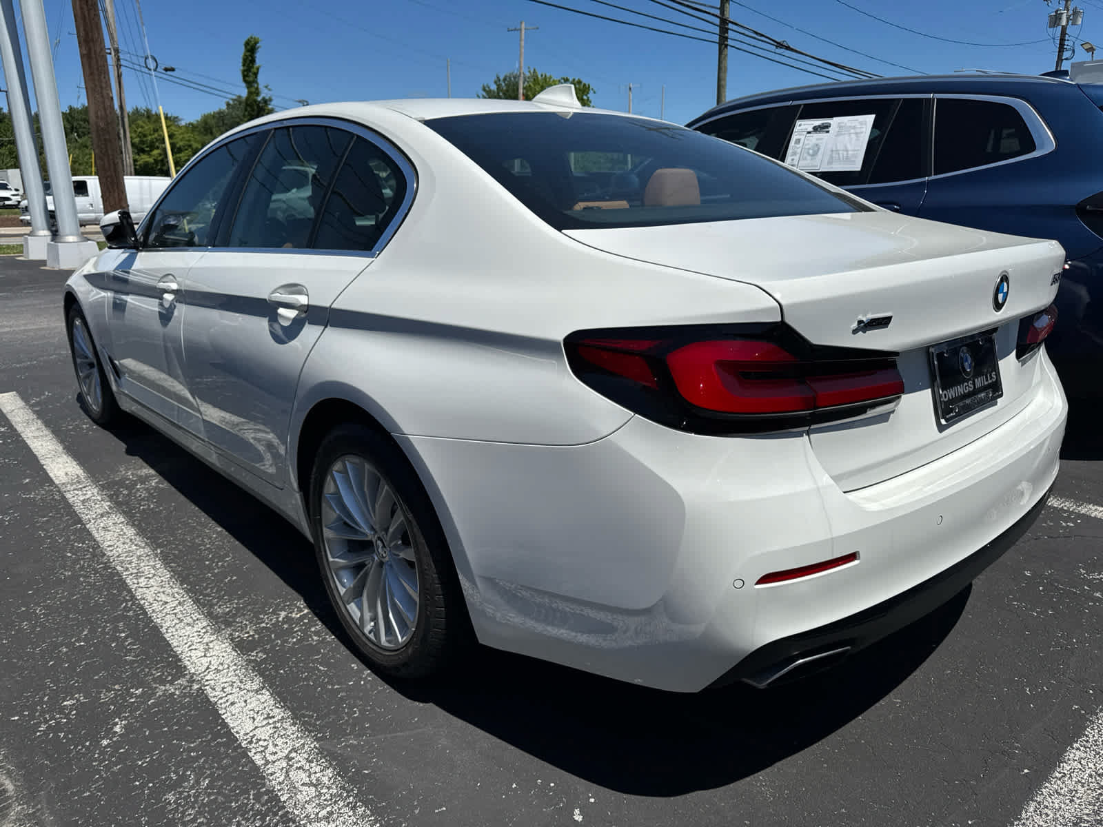 Used 2023 BMW 530i xDrive w/ Convenience Package AWD/4WD image 8