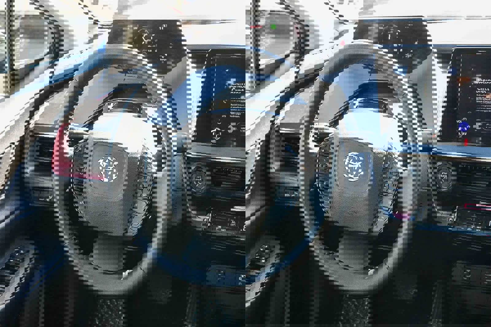 Used 2024 Toyota Prius Prime SE image 14