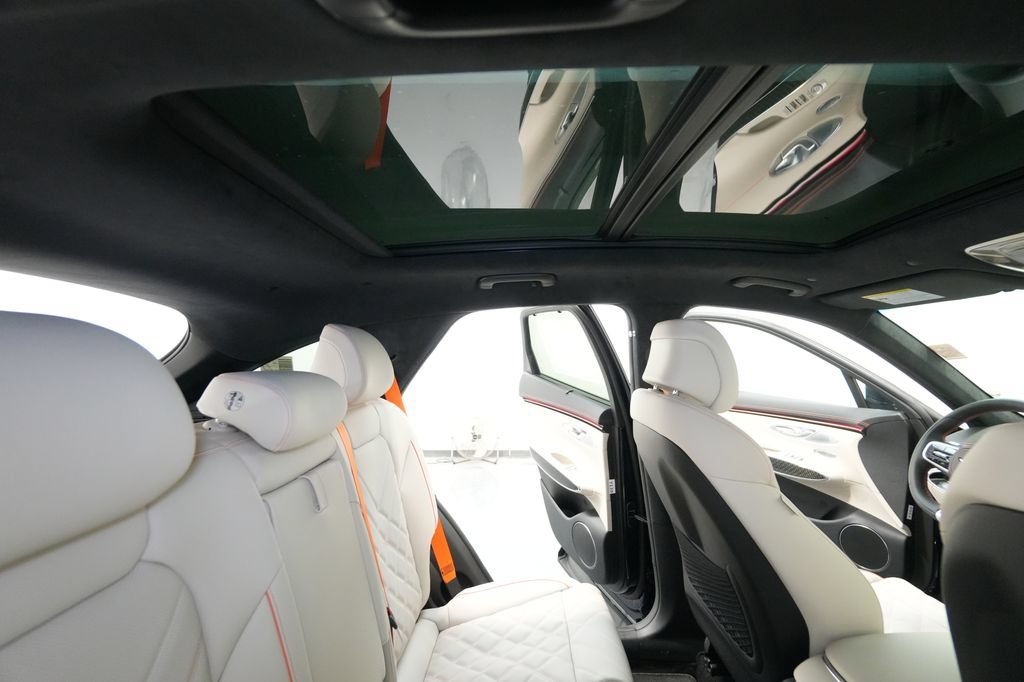 New 2026 Genesis GV70 3.5T Sport Prestige AWD/4WD image 33
