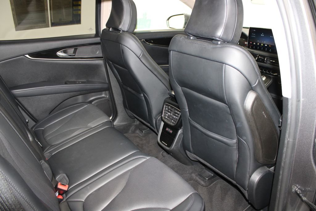 Used 2022 Lincoln Nautilus Reserve w/ Monochromatic Package image 33