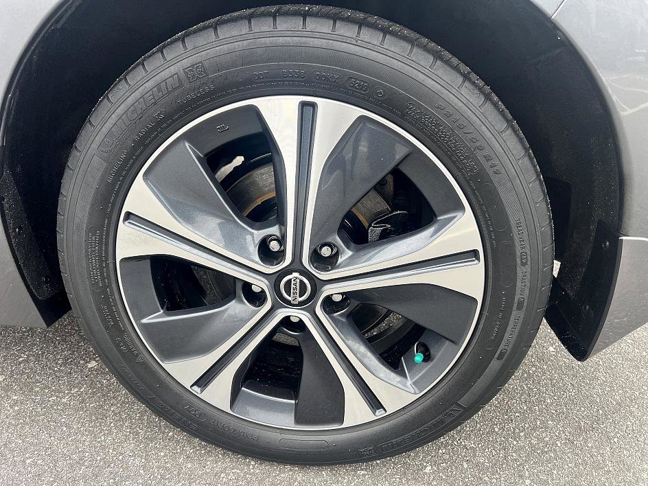 Certified 2020 Nissan Leaf SL Plus image 10