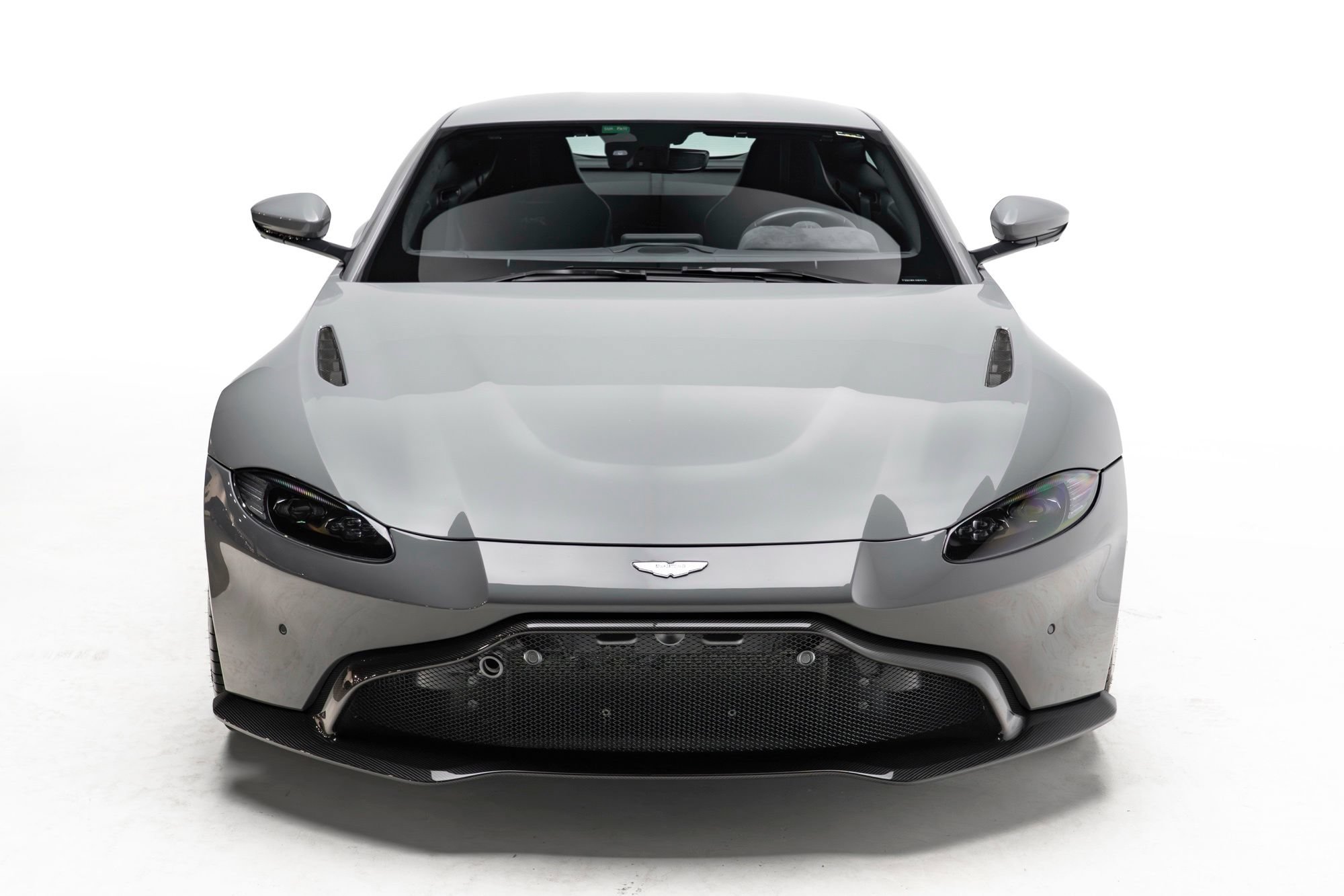 Used 2020 Aston Martin V8 Vantage AMR RWD image 4