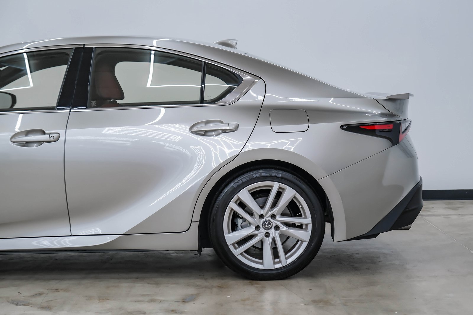 Used 2022 Lexus IS 300 image 18
