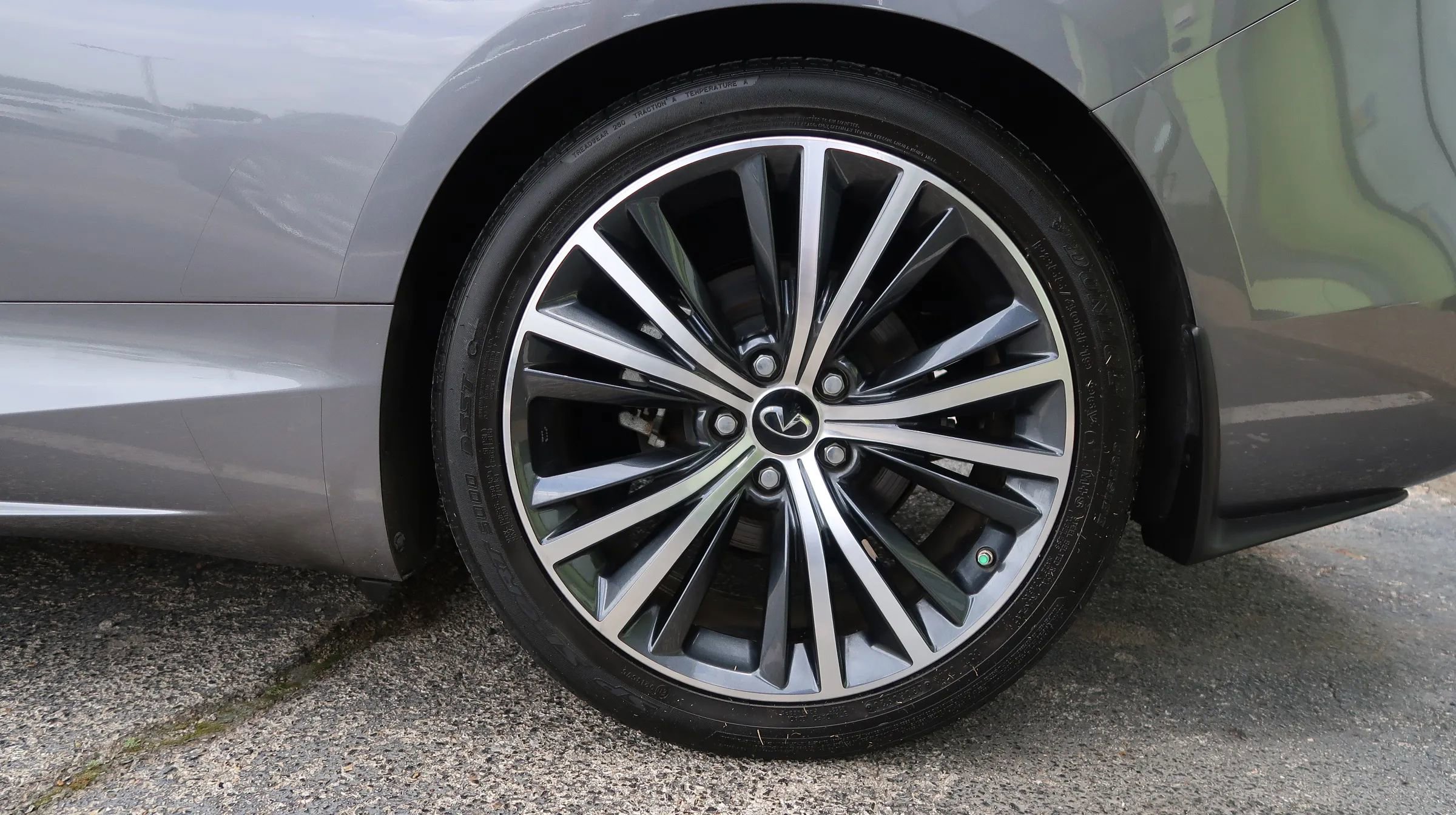 Used 2021 INFINITI Q60 3.0t Luxe w/ Essential Package RWD image 49