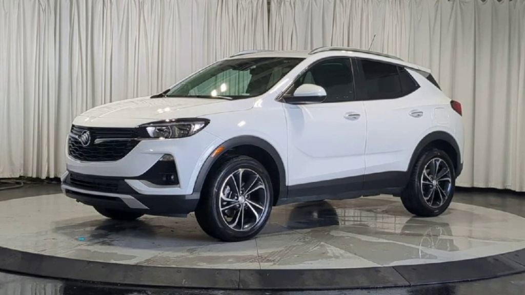 Used 2023 Buick Encore GX Select AWD/4WD image 3