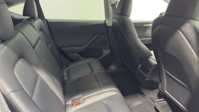 Used 2024 Tesla Model Y Long Range AWD/4WD image 16