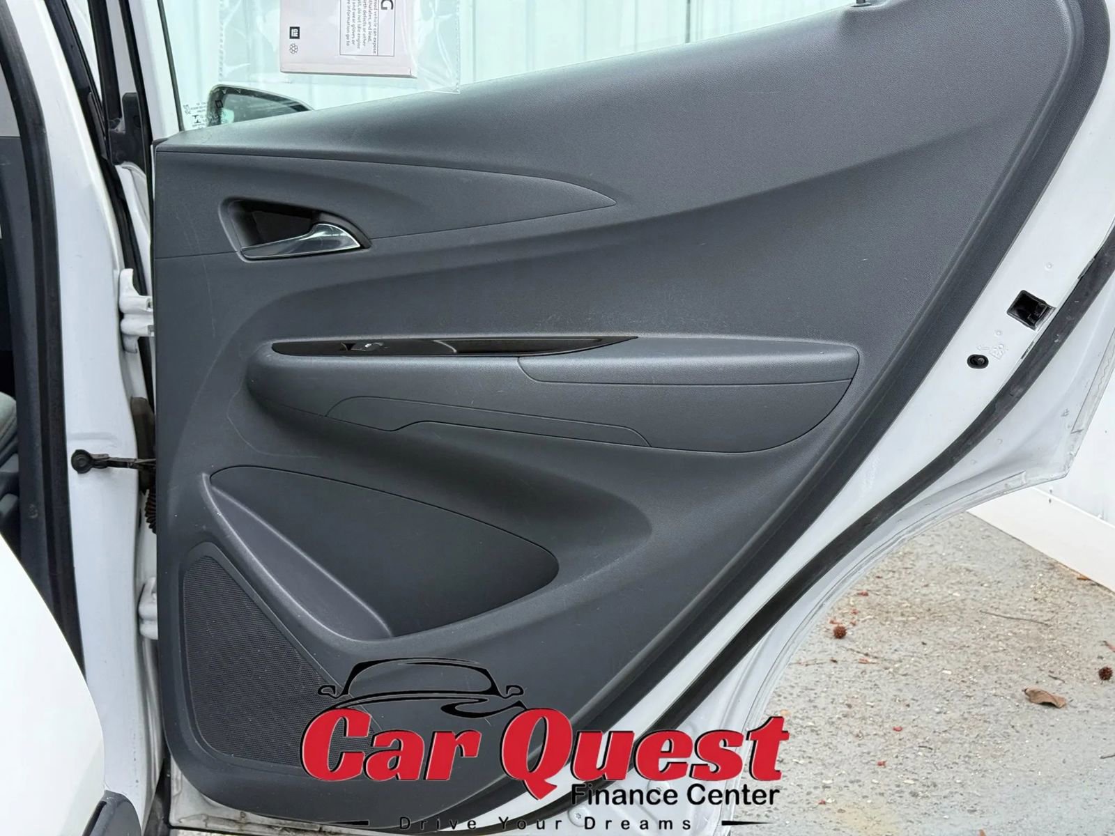 Used 2018 Chevrolet Bolt LT image 13