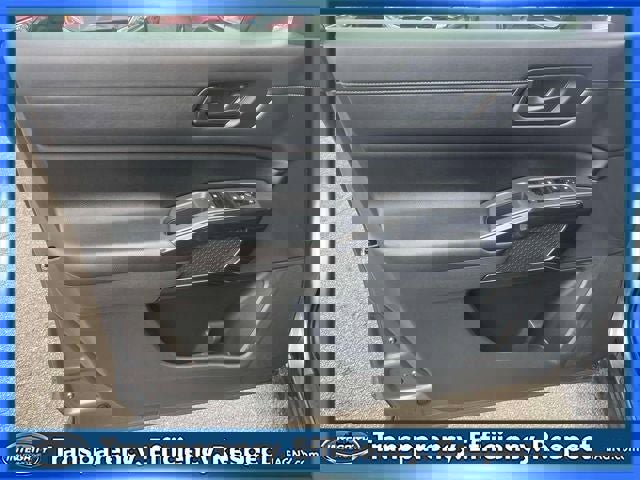 Certified 2024 Nissan Pathfinder SV w/ Black Appearance Package image 16