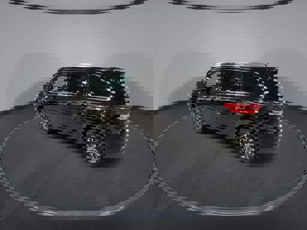 Used 2019 Toyota Highlander XLE w/ Protection Package #3 AWD/4WD image 6