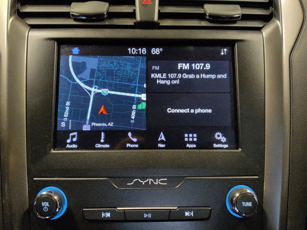 Used 2019 Ford Fusion SE image 25