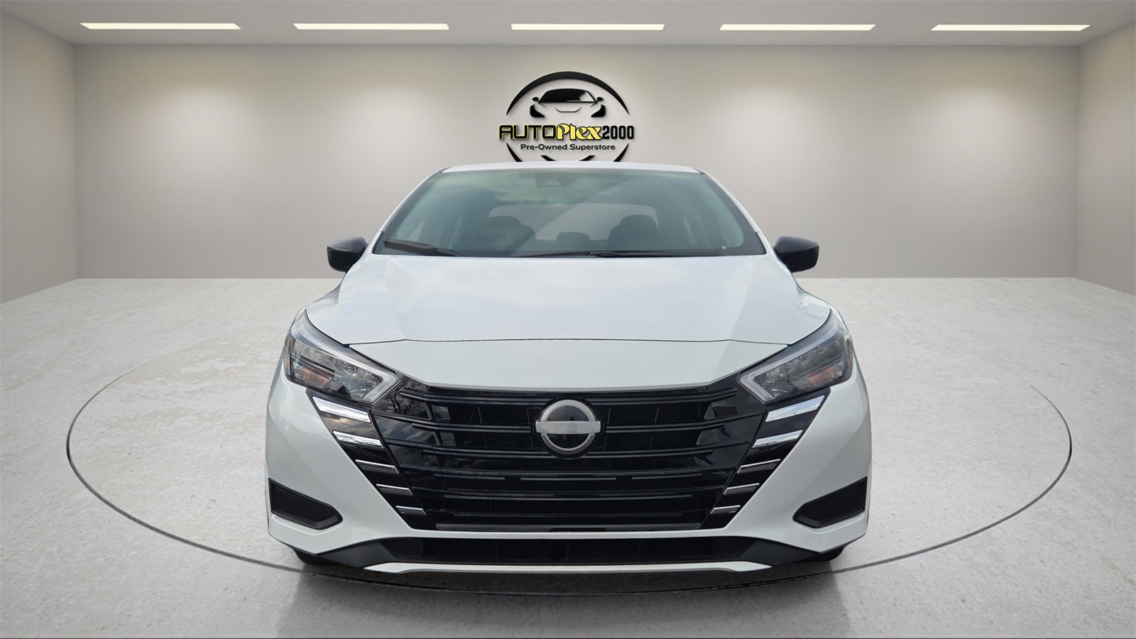 Used 2025 Nissan Versa S w/ S Plus Package image 2