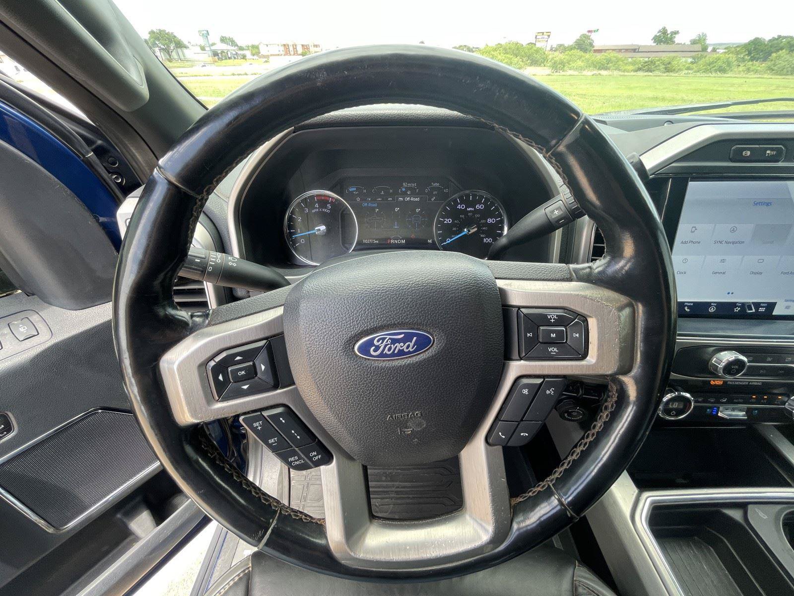 Used 2022 Ford F450 Platinum w/ FX4 Off-Road Package AWD/4WD image 17