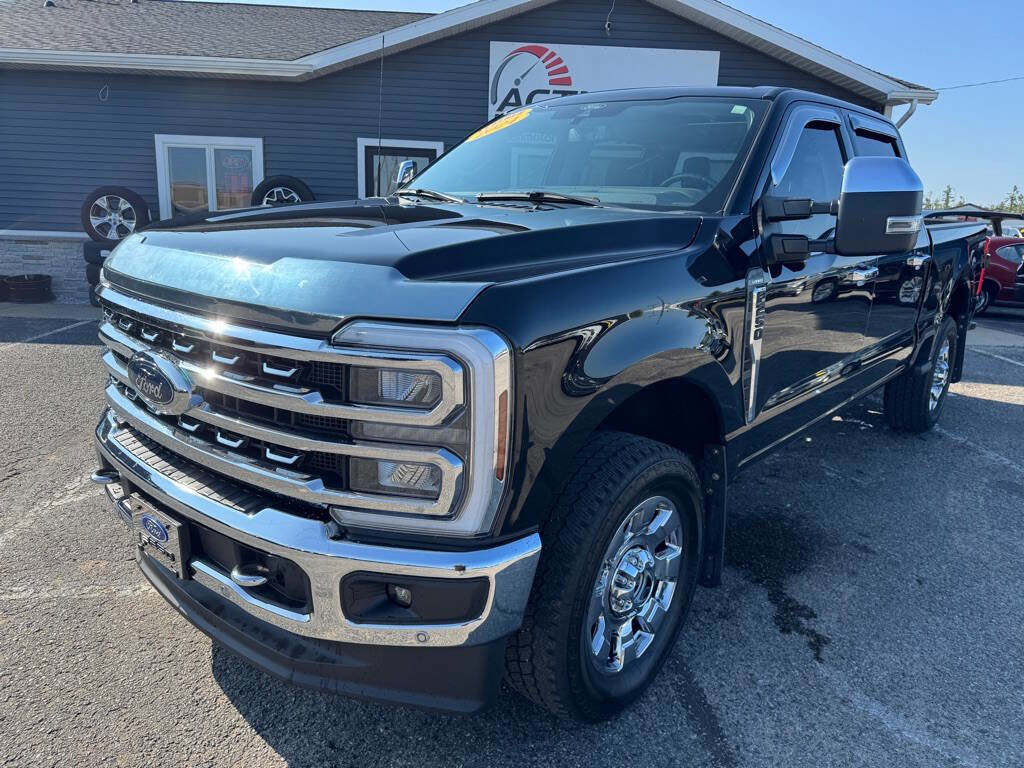 Used 2024 Ford F250 Lariat w/ Lariat Ultimate Package image 9