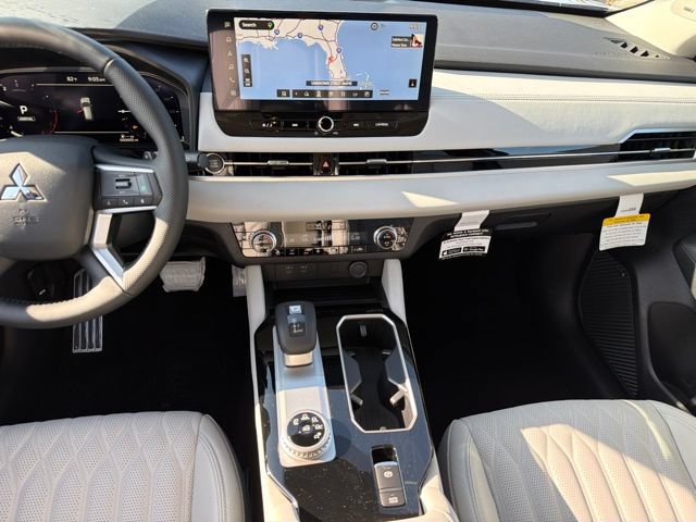 New 2026 Mitsubishi Outlander SEL FWD image 18