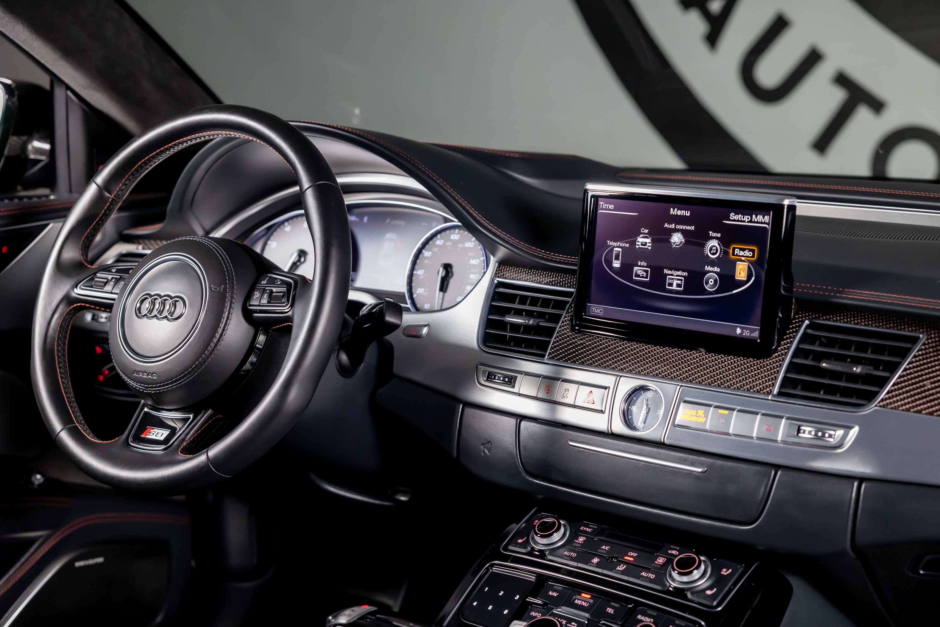 Used 2017 Audi S8 Plus AWD/4WD image 28