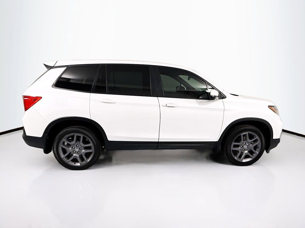 Used 2023 Honda Passport EX-L image 4