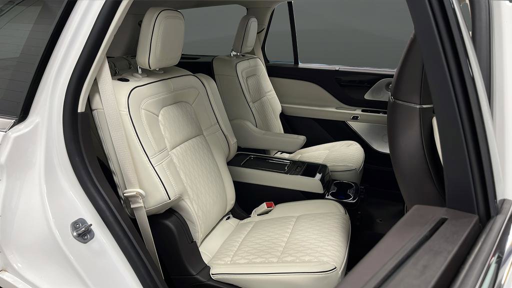 Used 2022 Lincoln Aviator Black Label Grand Touring w/ Class IV Trailer Tow Package image 26