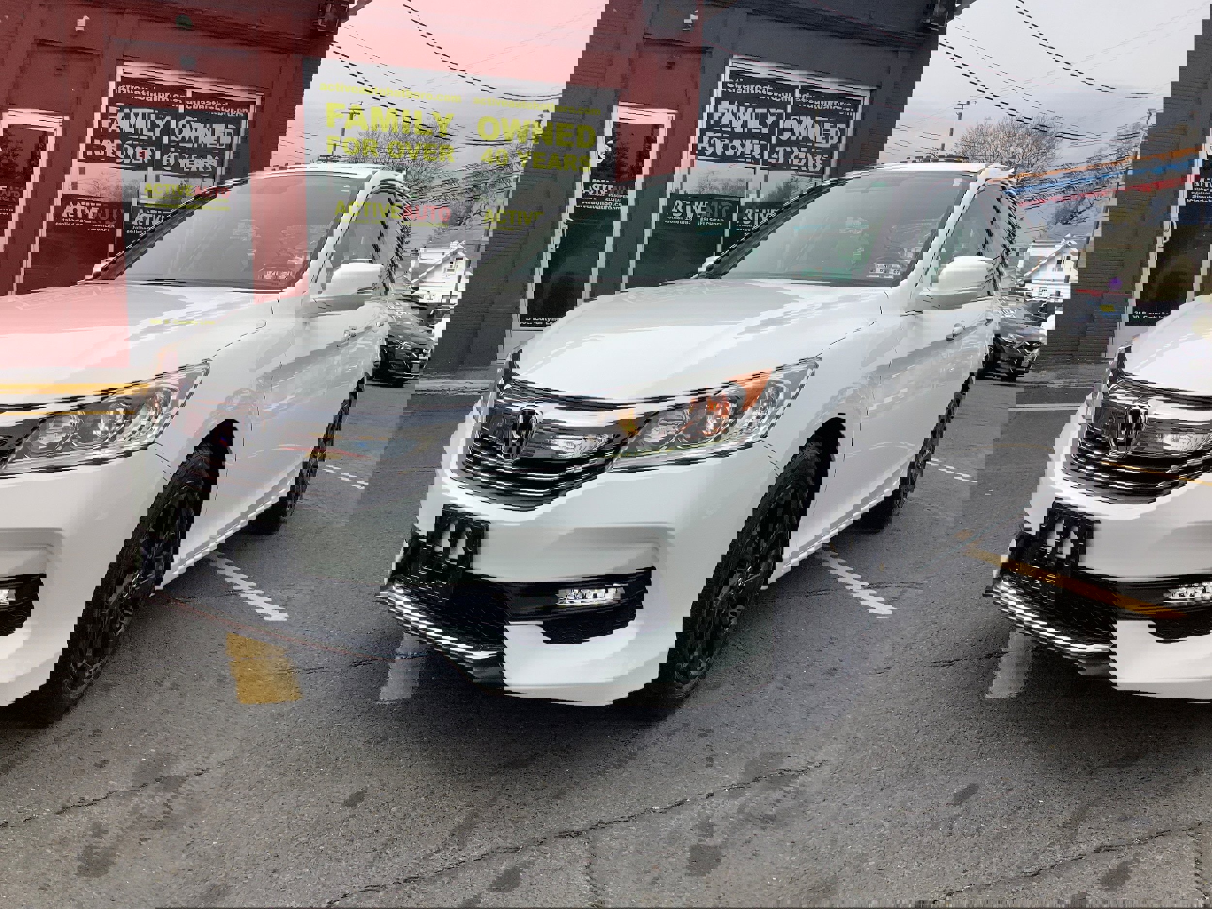 Used 2017 Honda Accord EX-L image 3