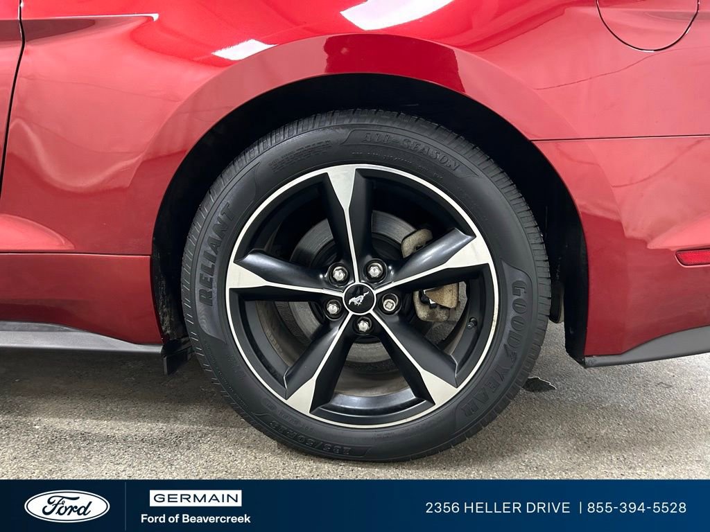 Used 2018 Ford Mustang Coupe image 13