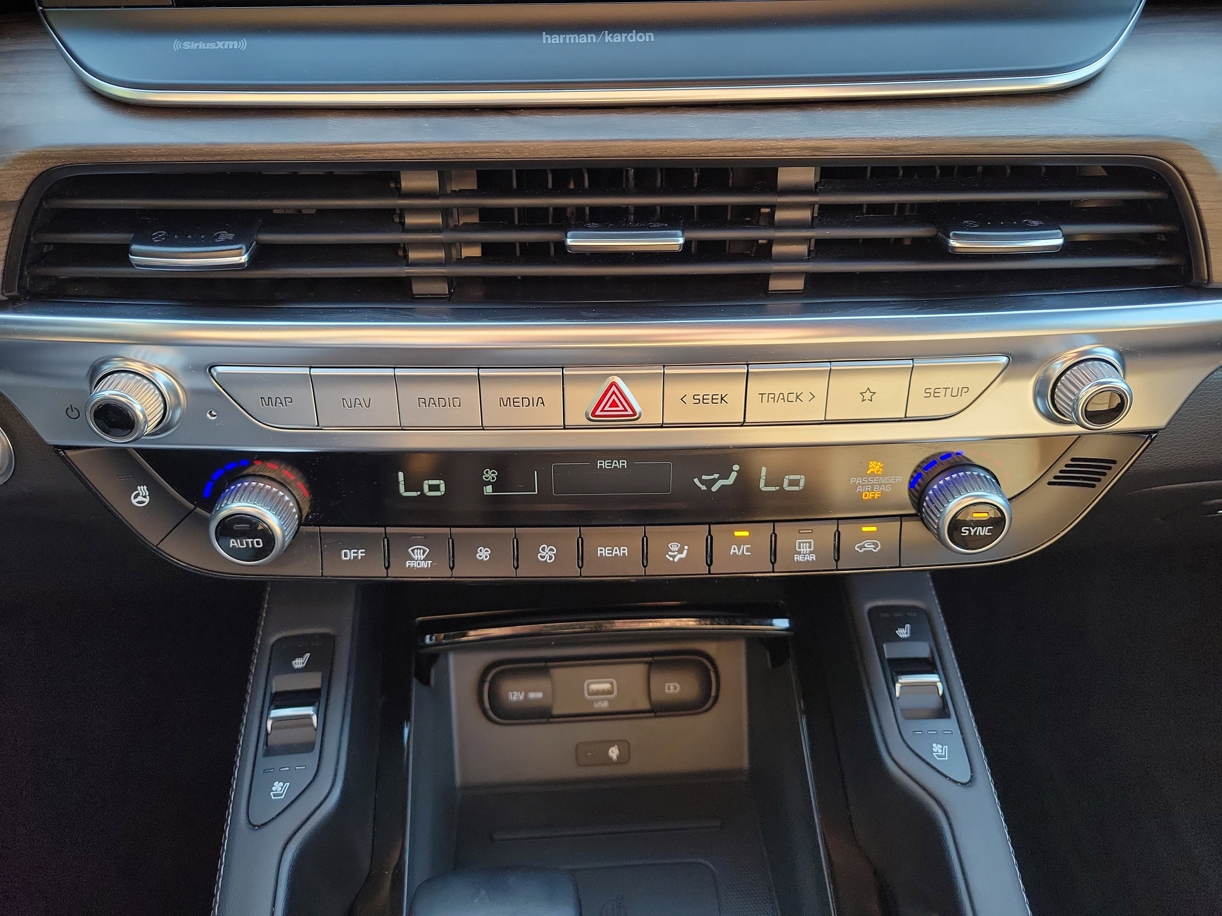 Used 2021 Kia Telluride SX w/ SX Prestige Package image 36