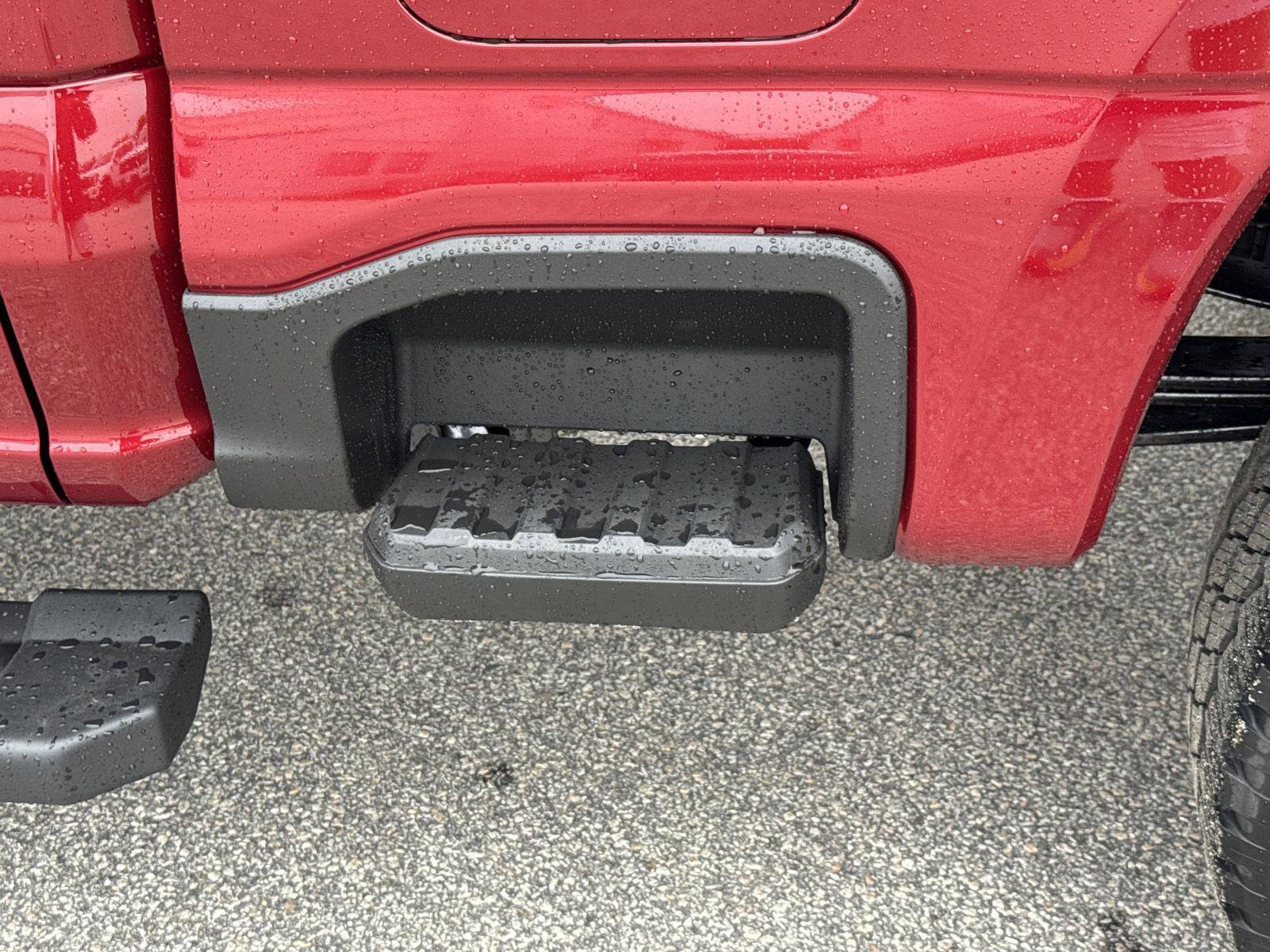 New 2026 Ford F250 XLT w/ XLT Premium Package image 9