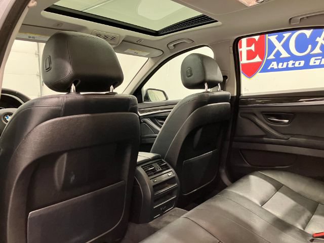 Used 2014 BMW 535d xDrive AWD/4WD image 33