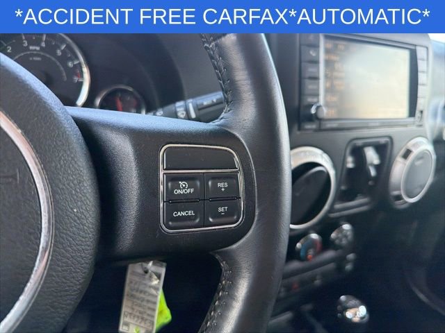 Used 2016 Jeep Wrangler Unlimited Sahara w/ Dual Top Group AWD/4WD image 33