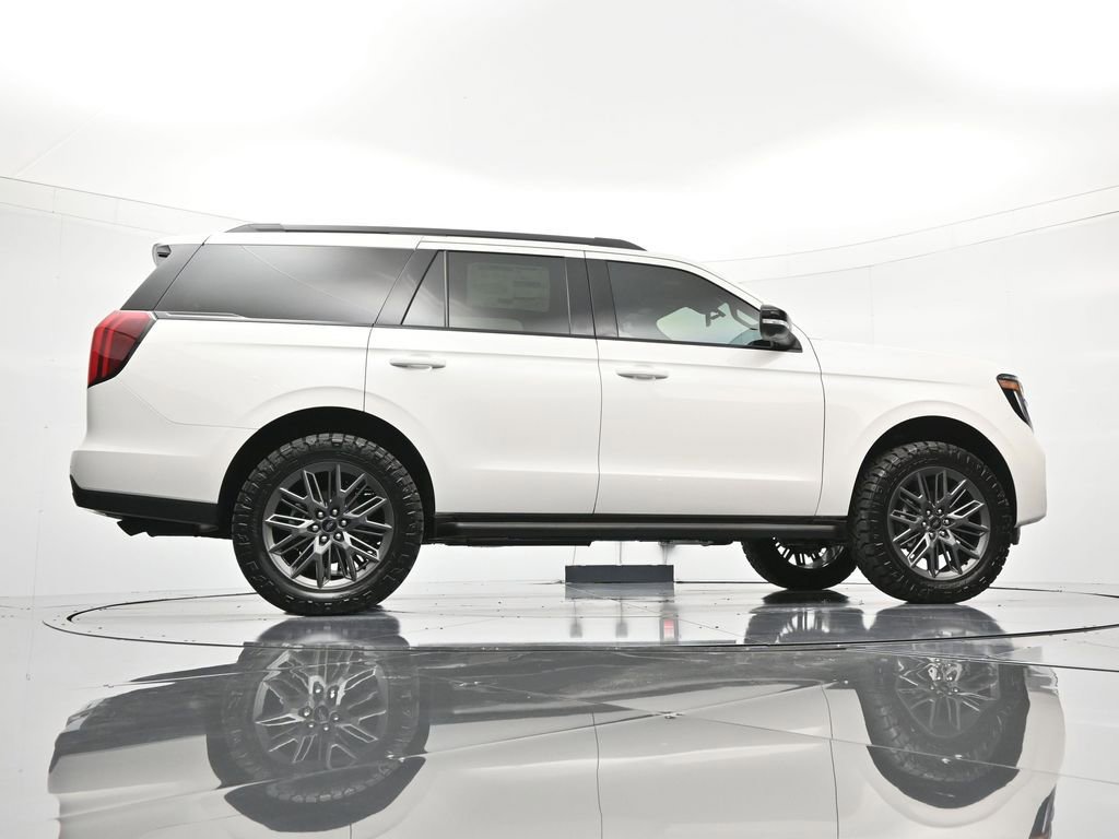 New 2026 Ford Expedition Platinum w/ Stealth Appearance Package AWD/4WD image 42