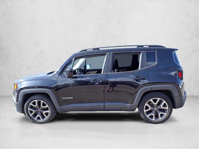 Used 2015 Jeep Renegade Latitude w/ Cold Weather Group FWD video 2