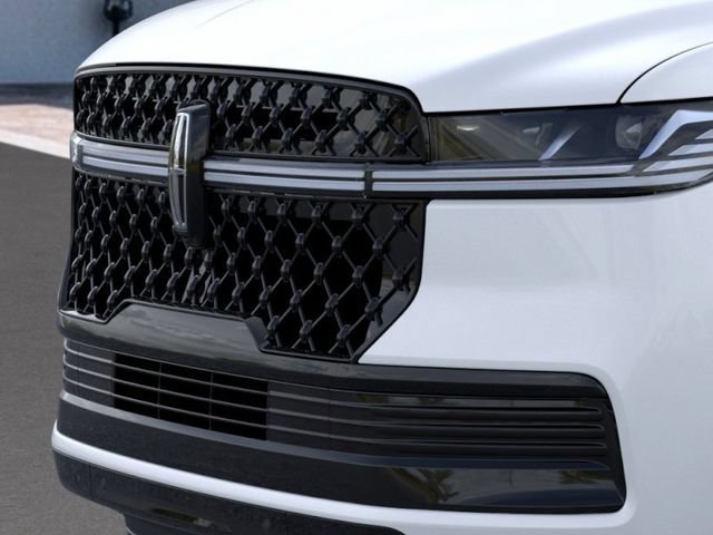 New 2026 Lincoln Navigator Black Label AWD/4WD image 17