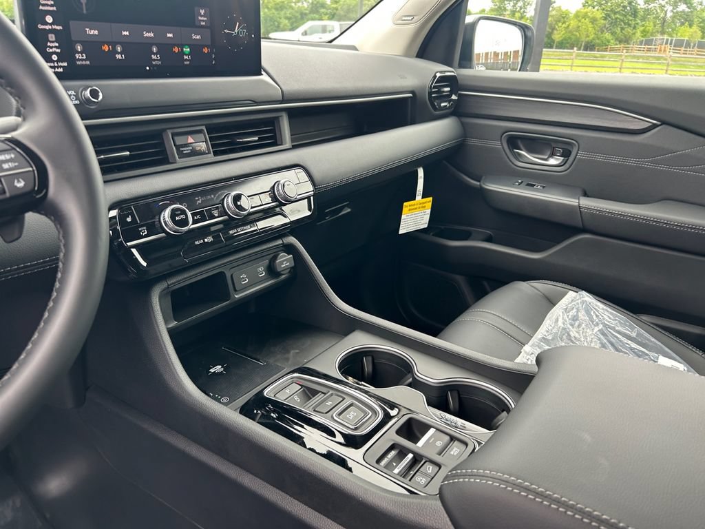 New 2026 Honda Pilot Touring image 11