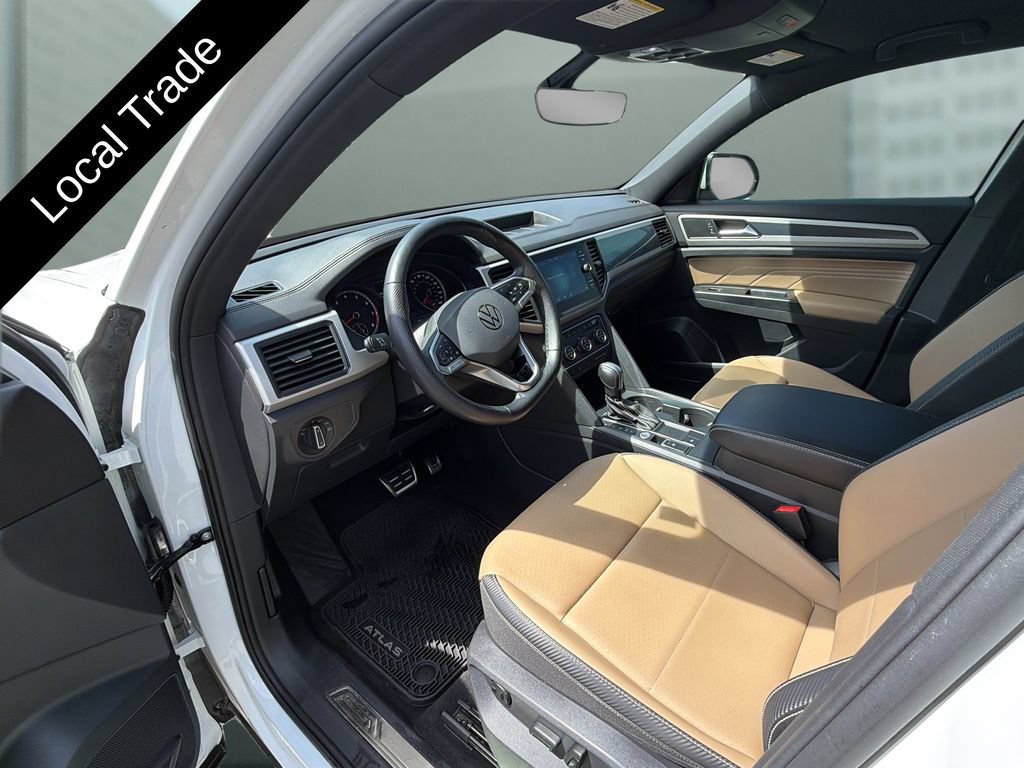 Used 2021 Volkswagen Atlas Cross Sport SE w/ V6 Towing Package FWD image 9