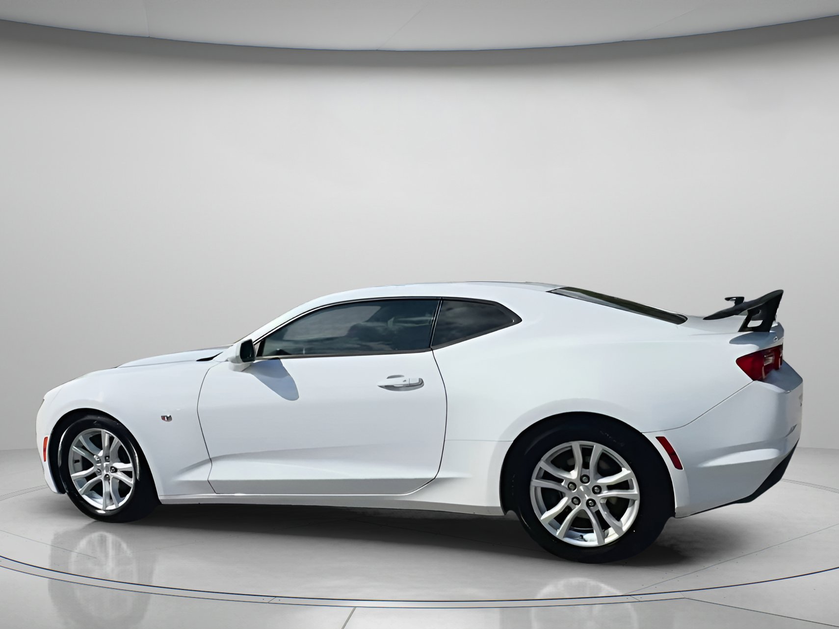 Used 2020 Chevrolet Camaro LS image 19