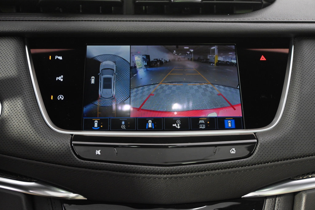 New 2026 Cadillac XT5 Sportv w/ LPO, Floor Liner Package AWD/4WD image 30