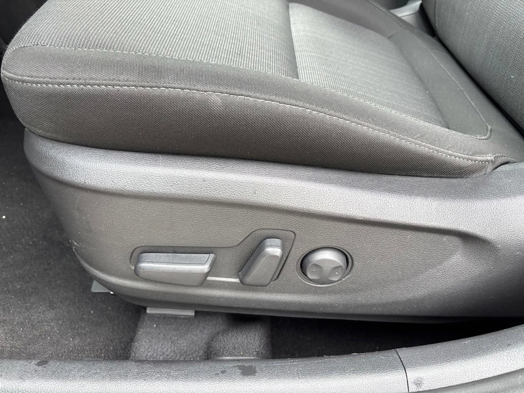 Used 2023 Hyundai Kona SEL FWD image 16