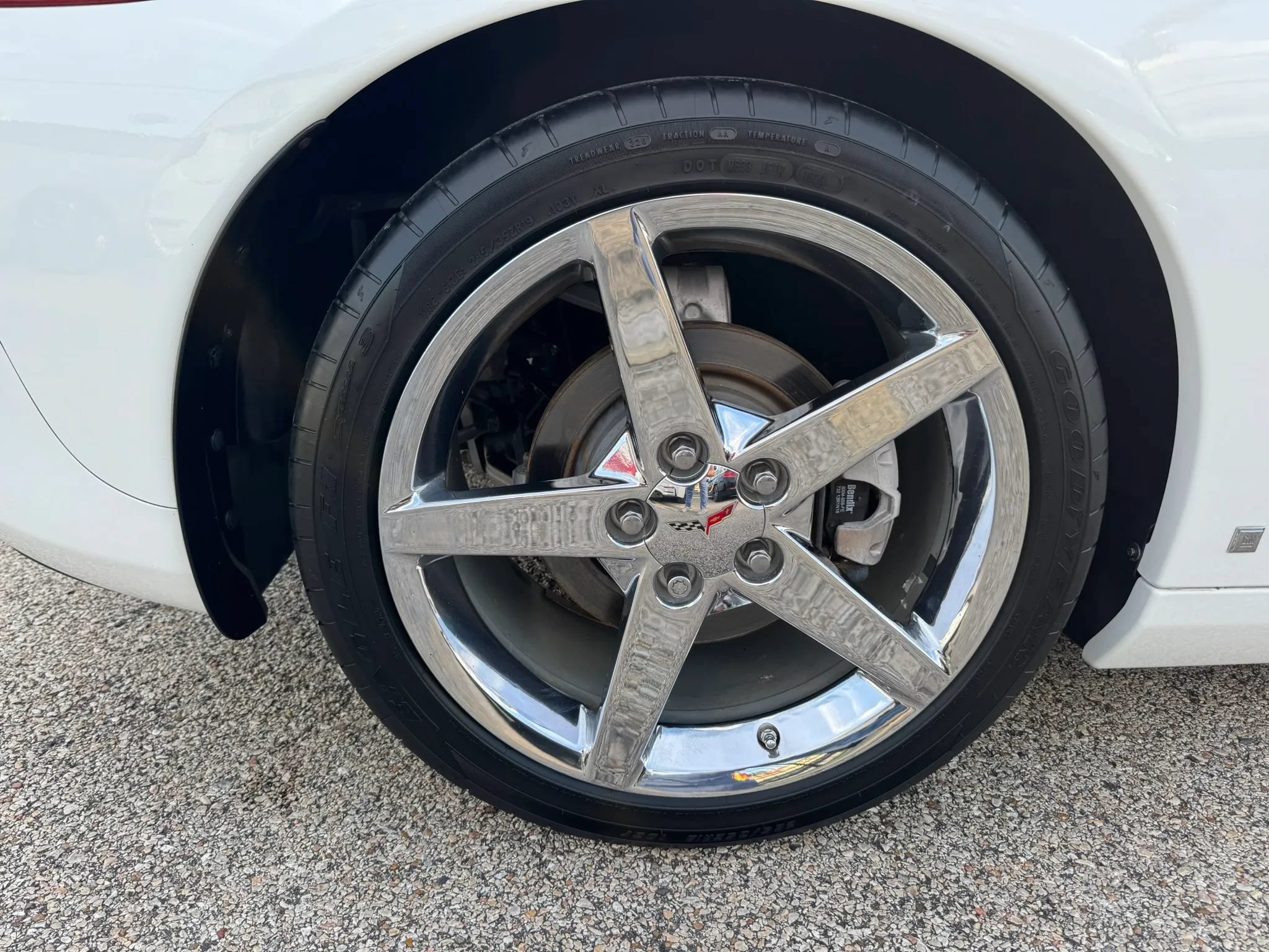 Used 2007 Chevrolet Corvette Convertible RWD image 15