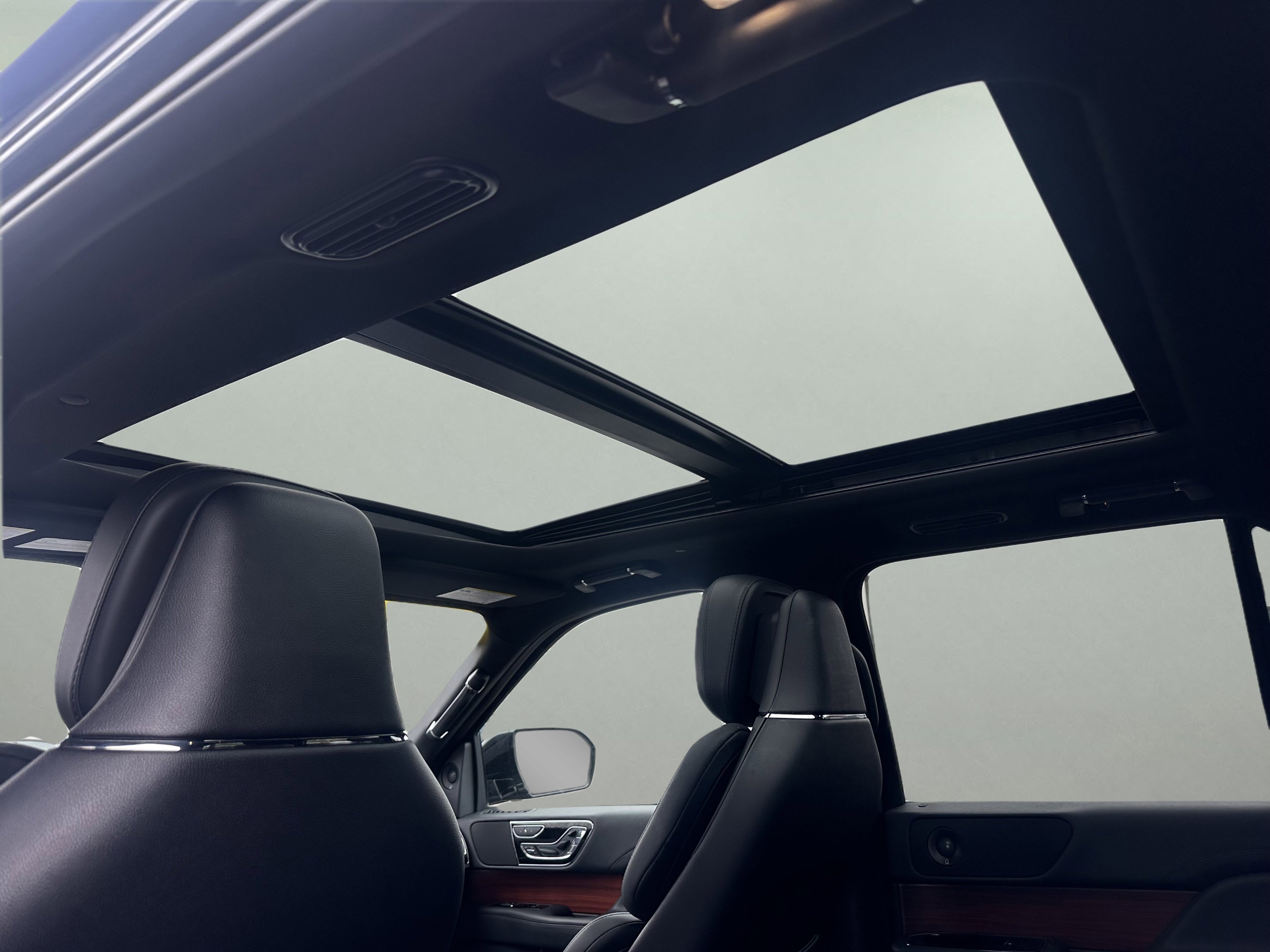 Certified 2024 Lincoln Navigator Reserve image 20