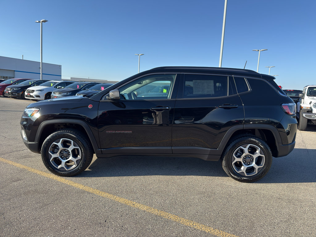 Used 2022 Jeep Compass Trailhawk w/ Sun and Sound Group image 6