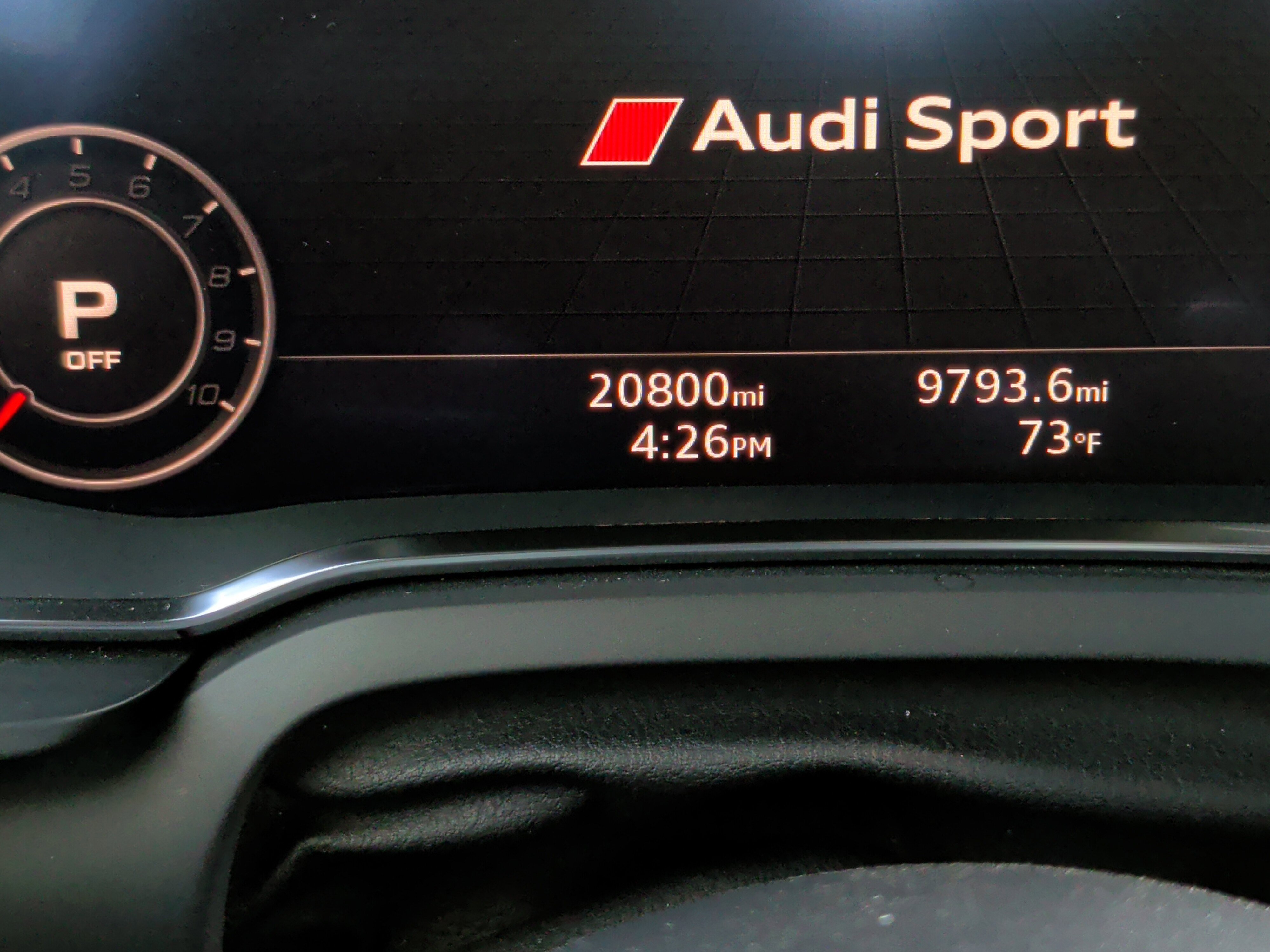 Used 2022 Audi R8 V10 w/ Premium Package image 17